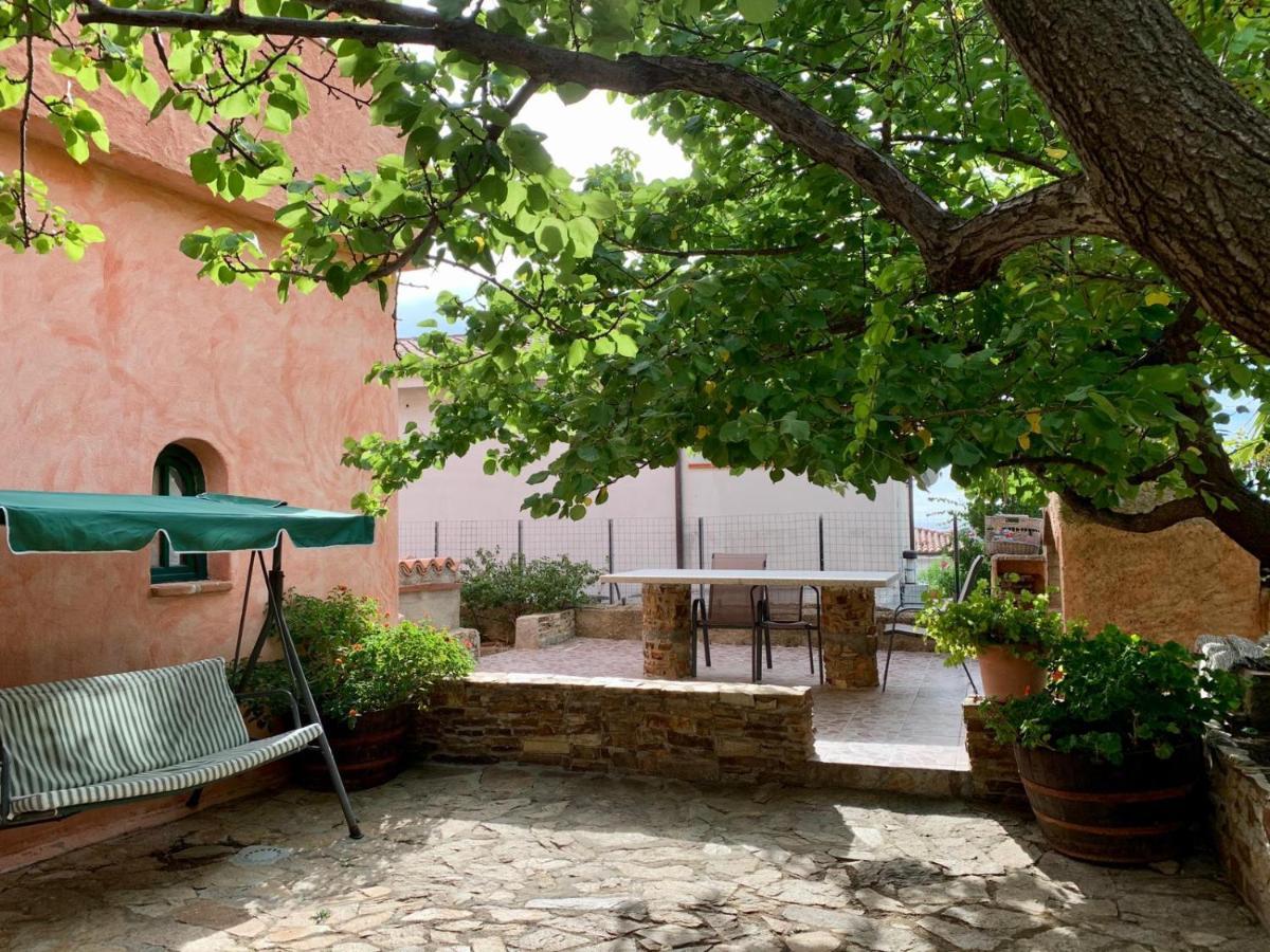 Villa Le Ginestre * La Caletta